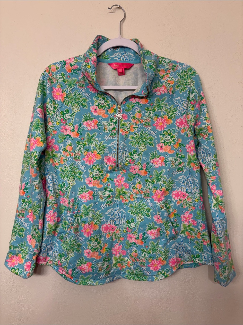Lilly Pulitzer x Disney Women’s Blue Tropical Skipper Popover Mickey Minnie M